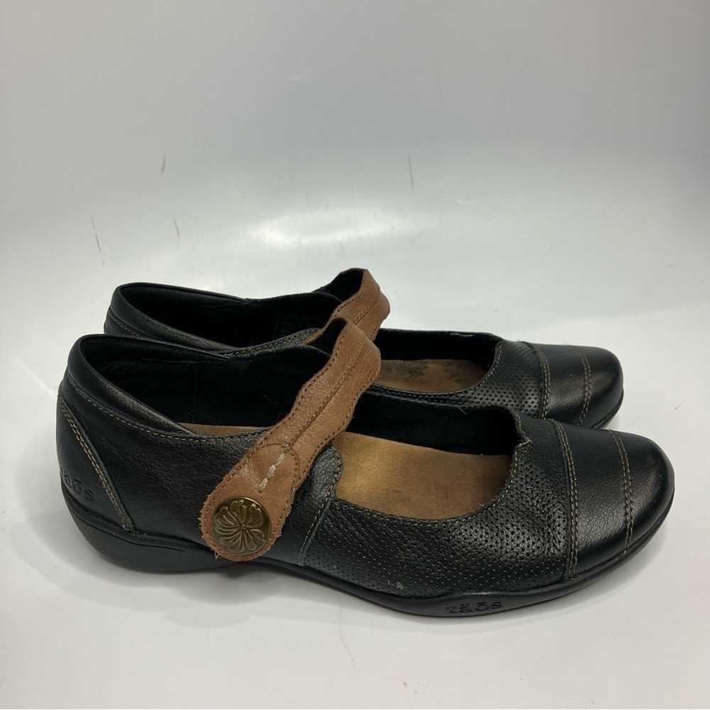 Taos Bravo  Mary Jane Shoes black leather‎ size 8